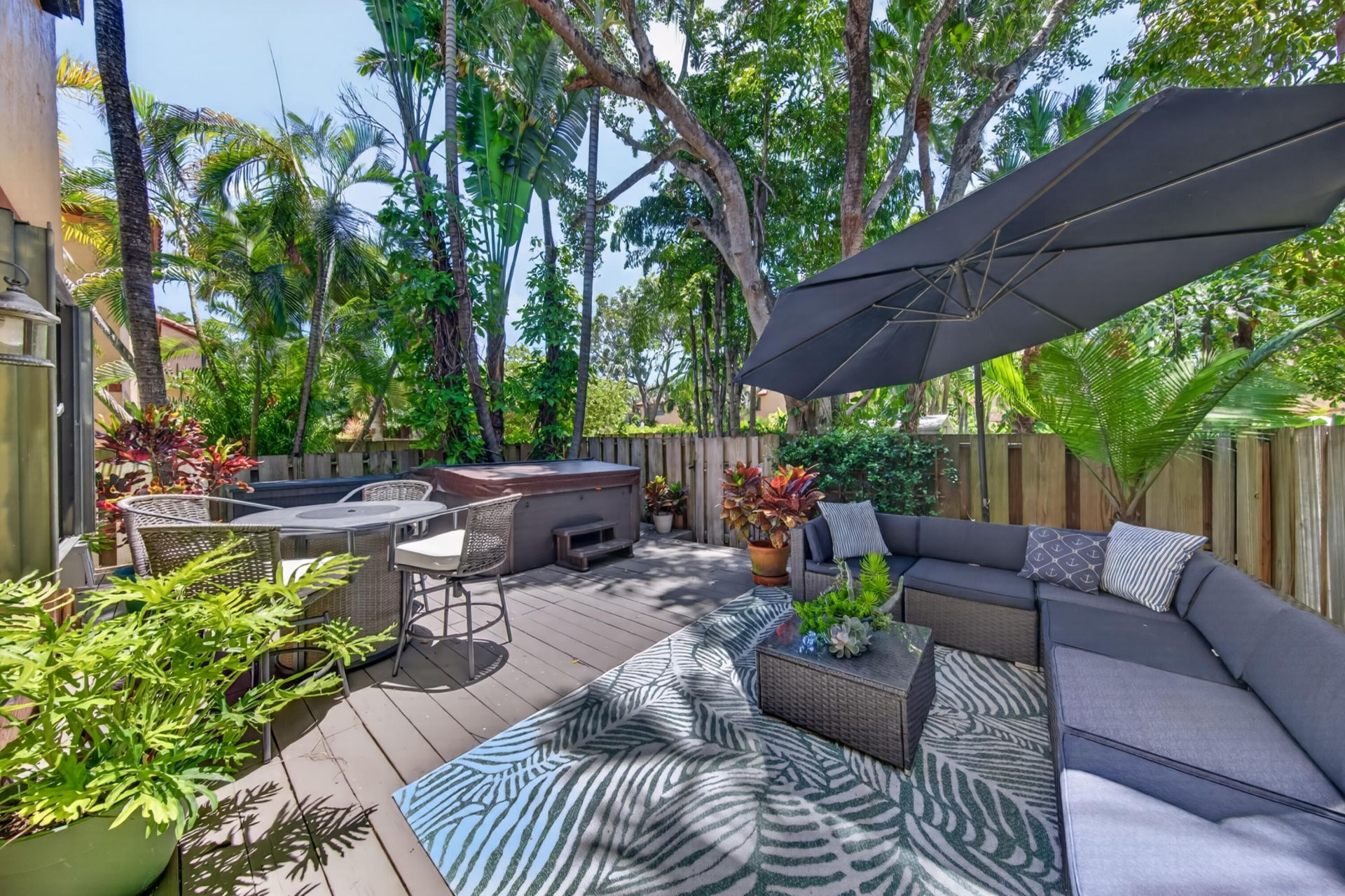 200 NE 17th Court, Unit 801, Fort Lauderdale, FL 33305 Photo