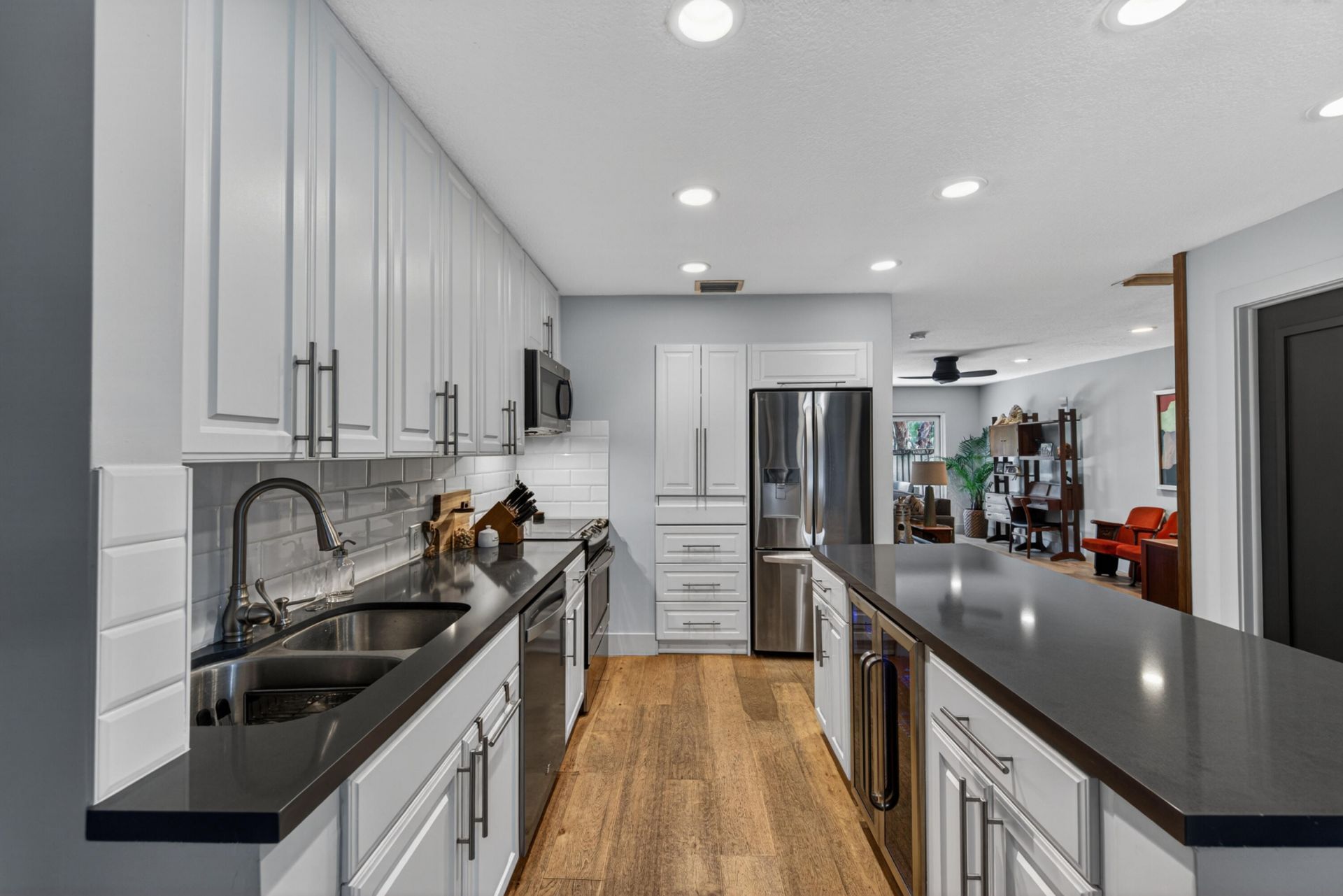 200 NE 17th Court, Unit 801, Fort Lauderdale, FL 33305 Photo