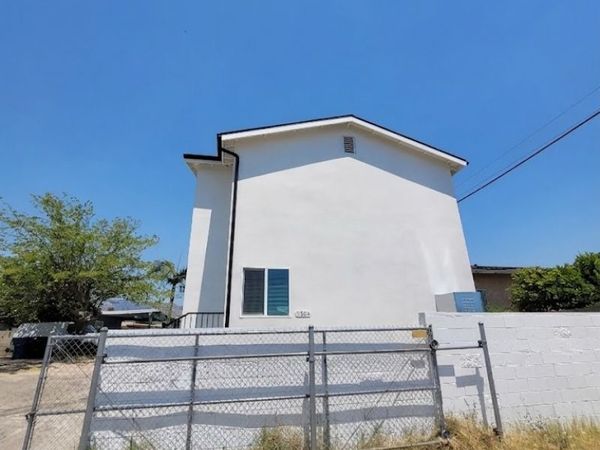 11864 Borden Avenue, San Fernando, CA 91340
