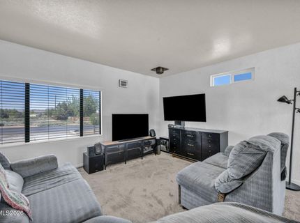 5550 Dolores Drive, Sparks, NV 89436 Photo