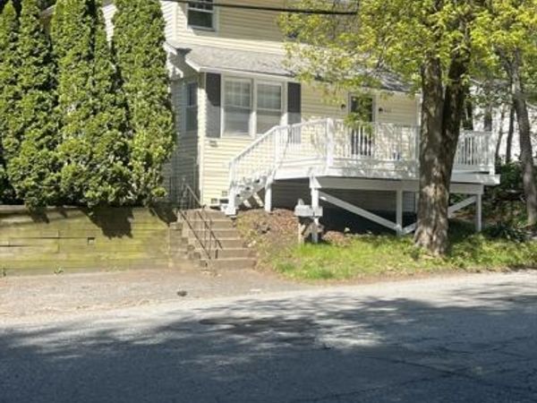 303 Lake Ave N, Unit 2, Worcester, MA 01605