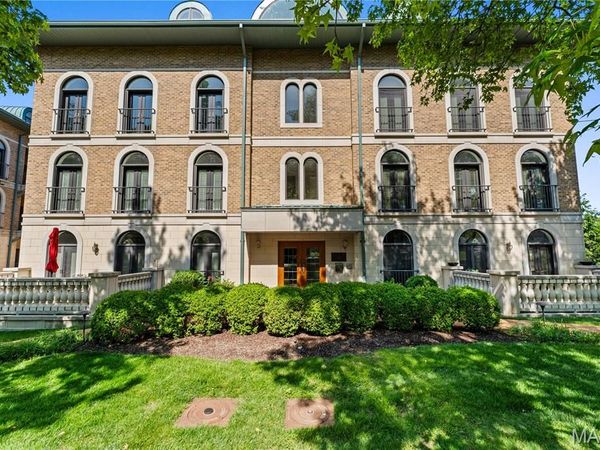 60 Brighton Way , Unit 3S, Clayton, MO 63105