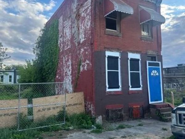 1014 W COLONA STREET, PHILADELPHIA, PA 19133