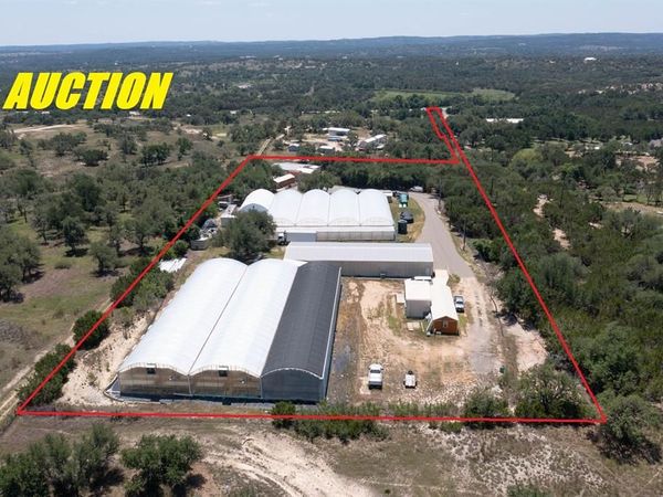 5820 W. Hwy 290, Dripping Springs, TX 78620
