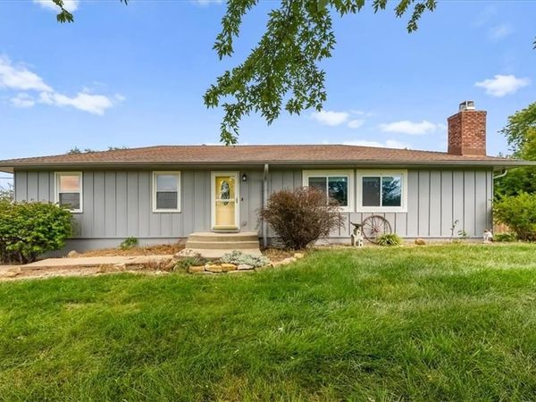 22014 W 223rd Street, Spring Hill, KS 66083