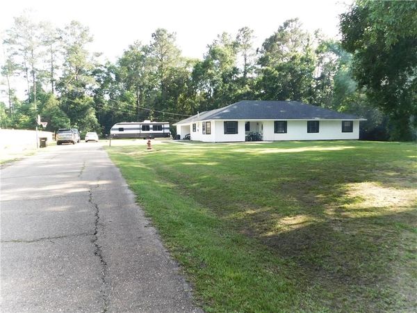 29000 CRAIG Drive , Albany, LA 70711