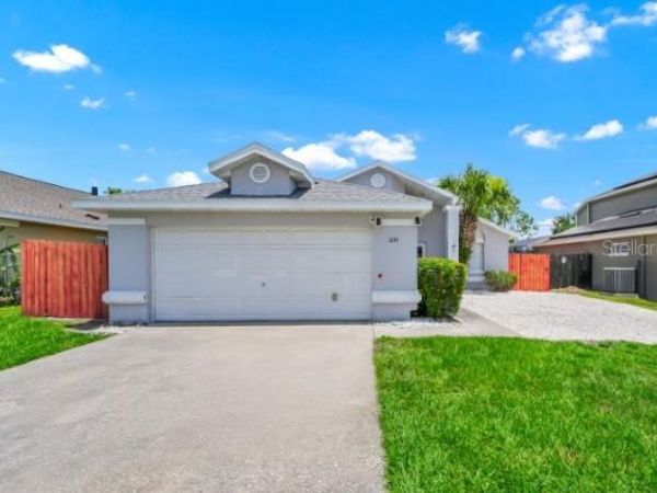 235 HIDDEN SPRINGS CIRCLE , KISSIMMEE, FL 34743