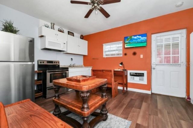 235 Hidden Springs Circle, Kissimmee, FL 34743 Photo