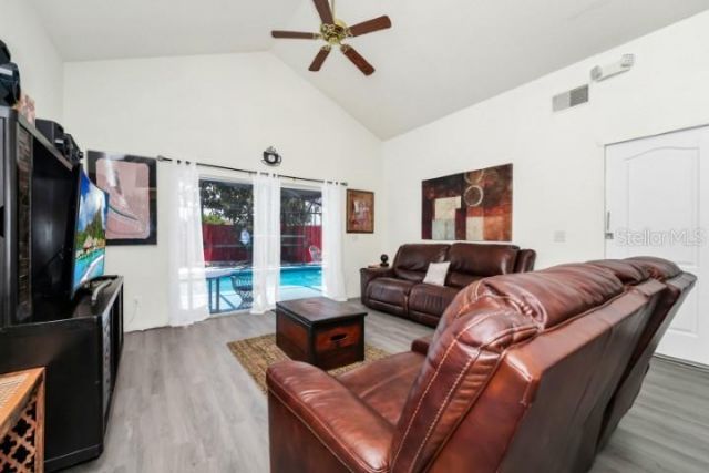235 Hidden Springs Circle, Kissimmee, FL 34743 Photo