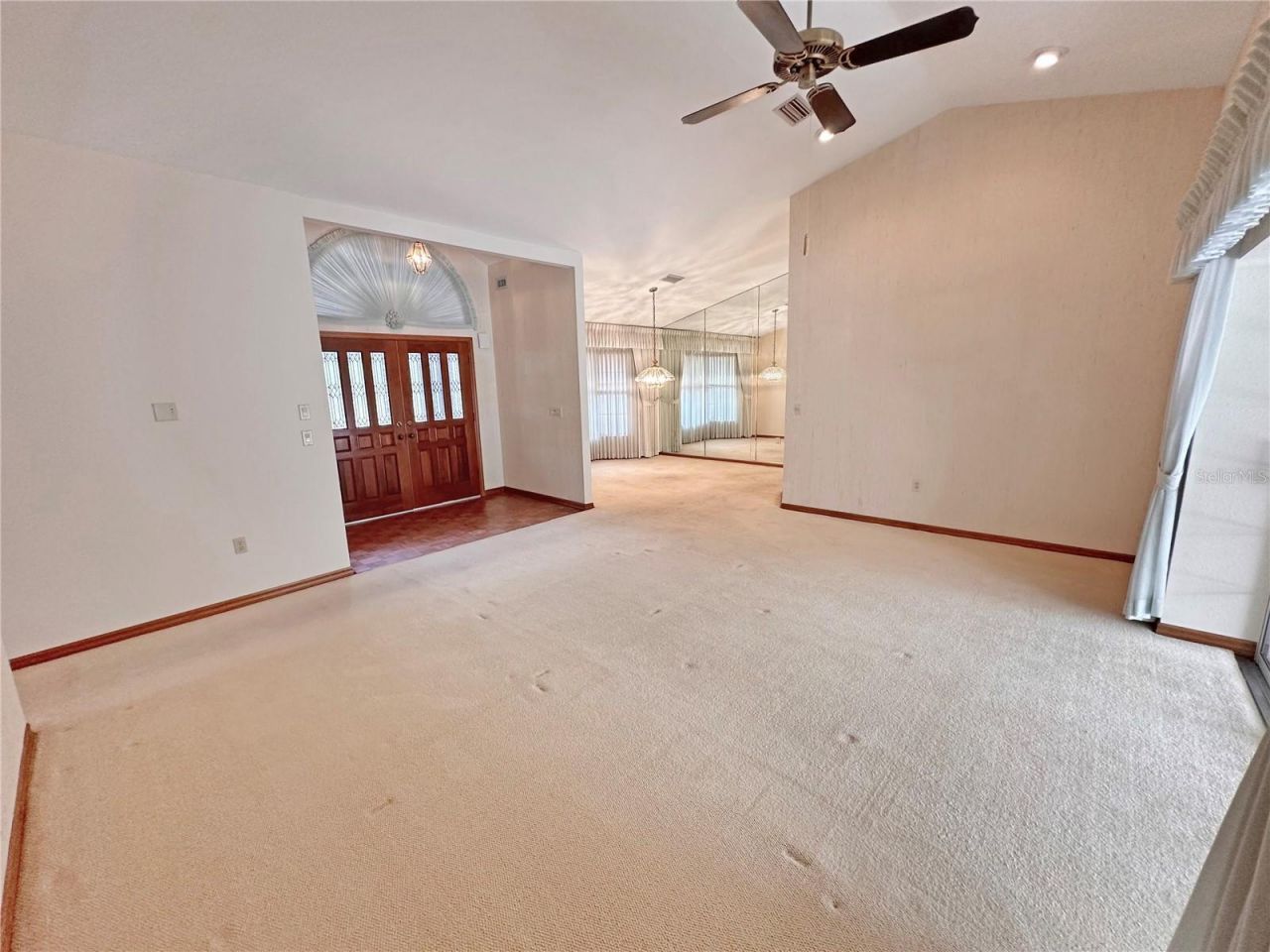 8262 Delaware Drive , Weeki Wachee, FL 34607 Photo