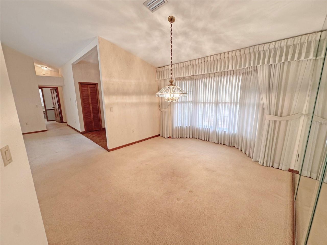 8262 Delaware Drive , Weeki Wachee, FL 34607 Photo
