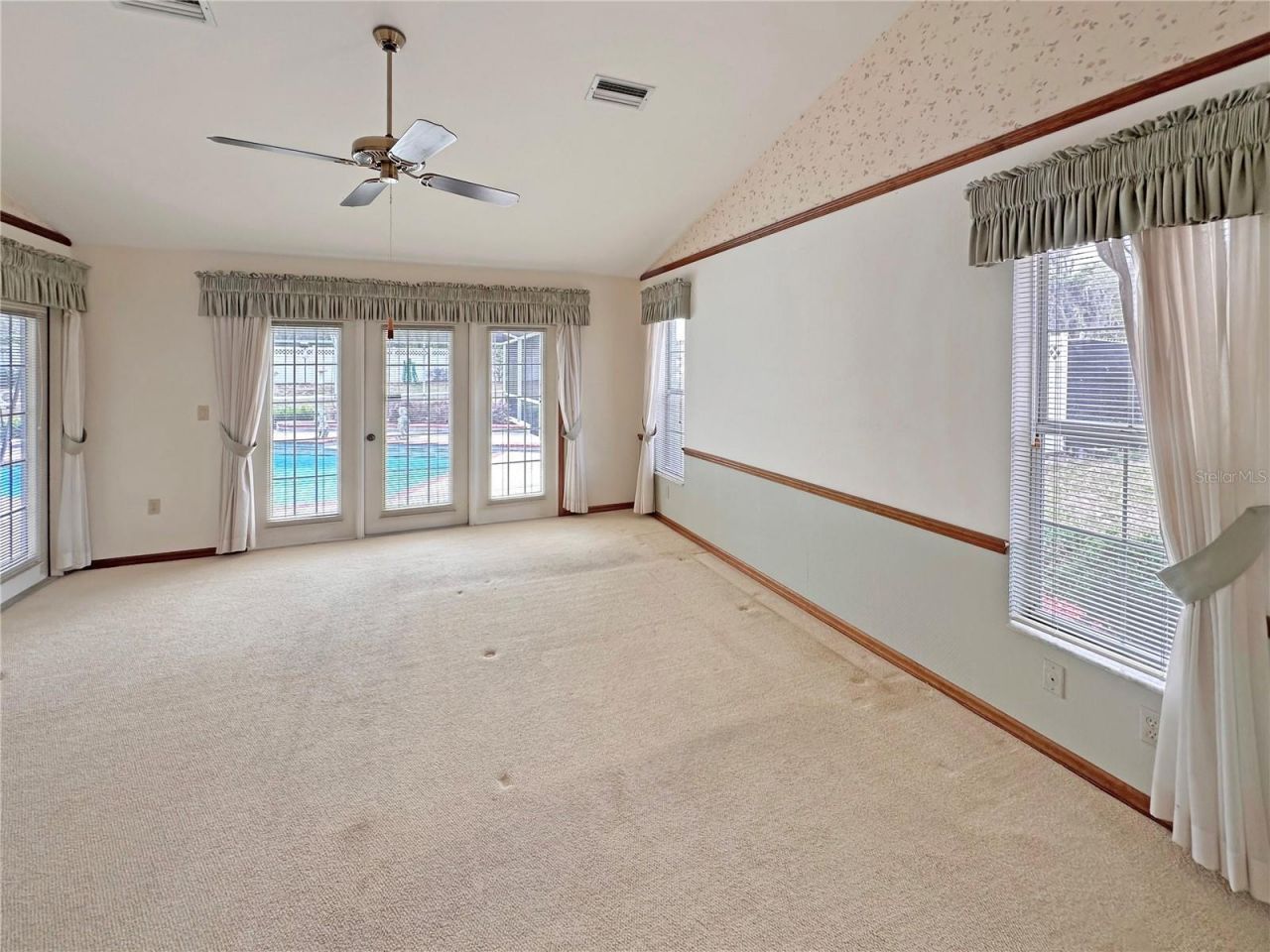 8262 Delaware Drive , Weeki Wachee, FL 34607 Photo