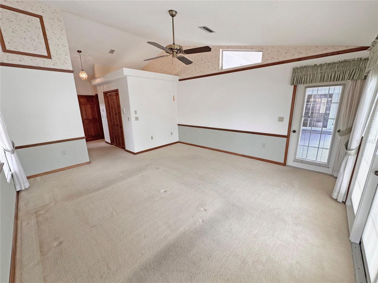 8262 Delaware Drive , Weeki Wachee, FL 34607 Photo