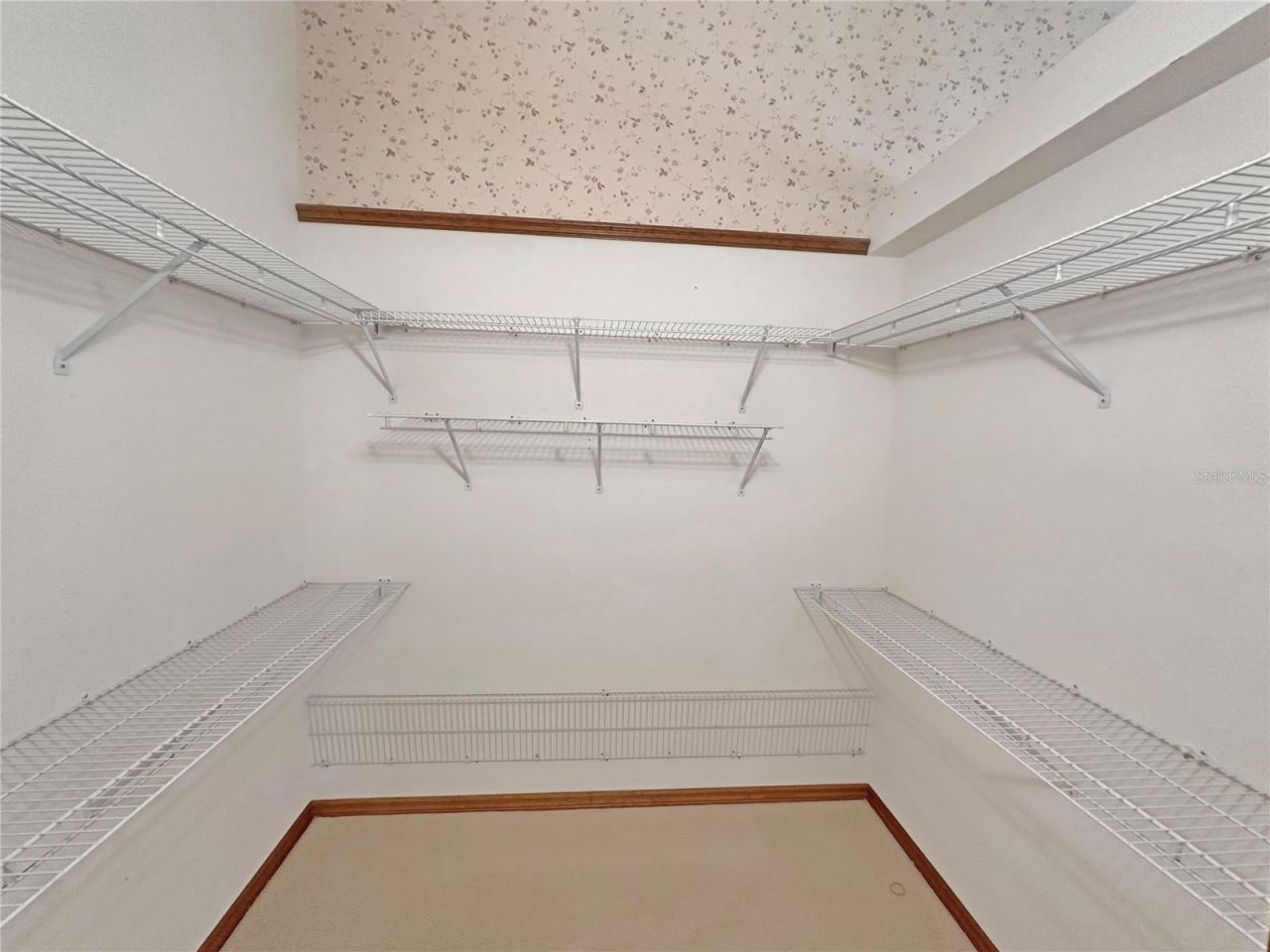 8262 Delaware Drive , Weeki Wachee, FL 34607 Photo