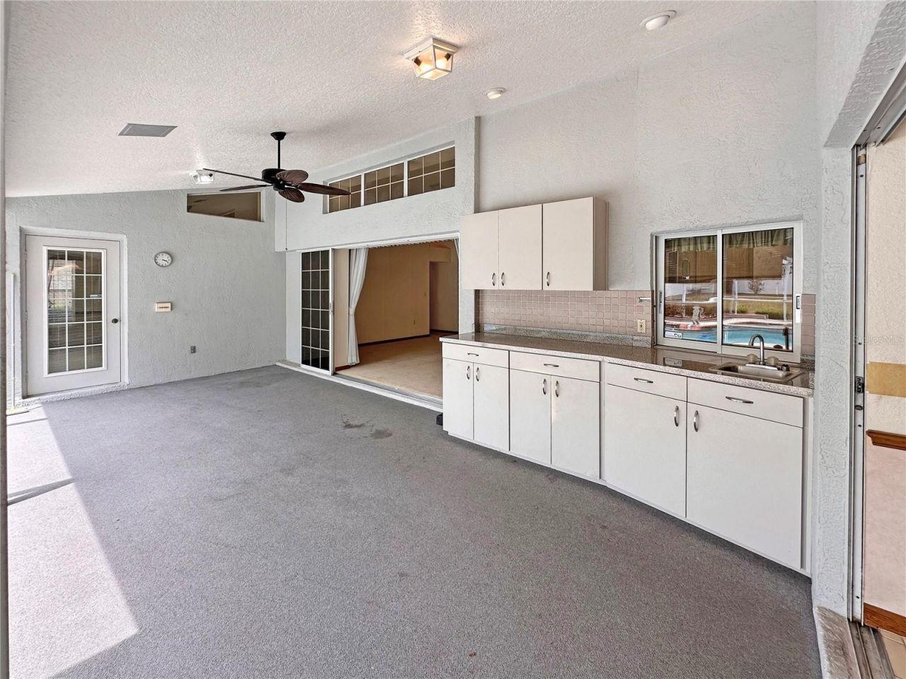 8262 Delaware Drive , Weeki Wachee, FL 34607 Photo