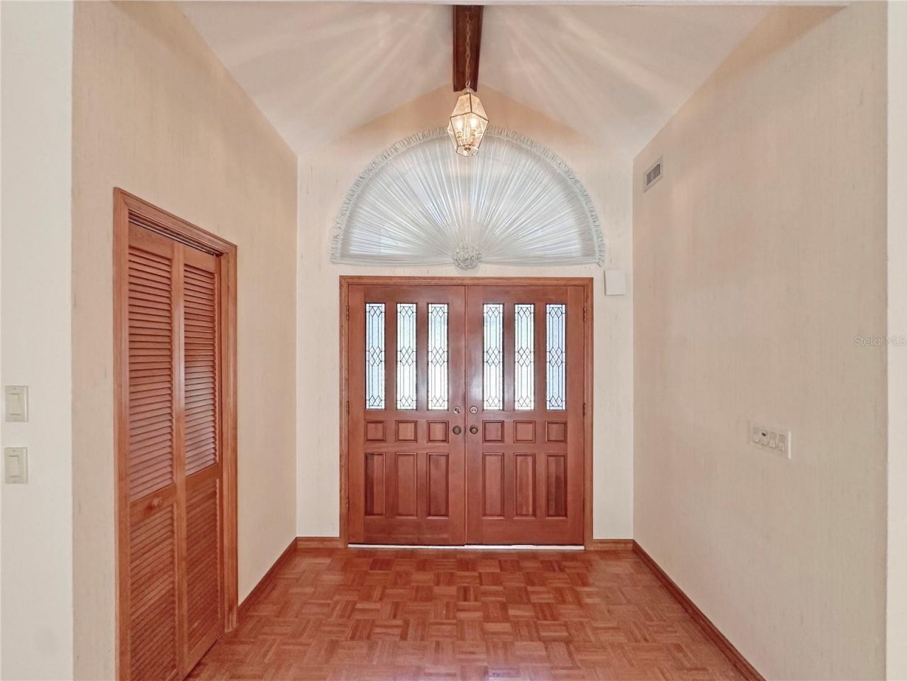 8262 Delaware Drive , Weeki Wachee, FL 34607 Photo