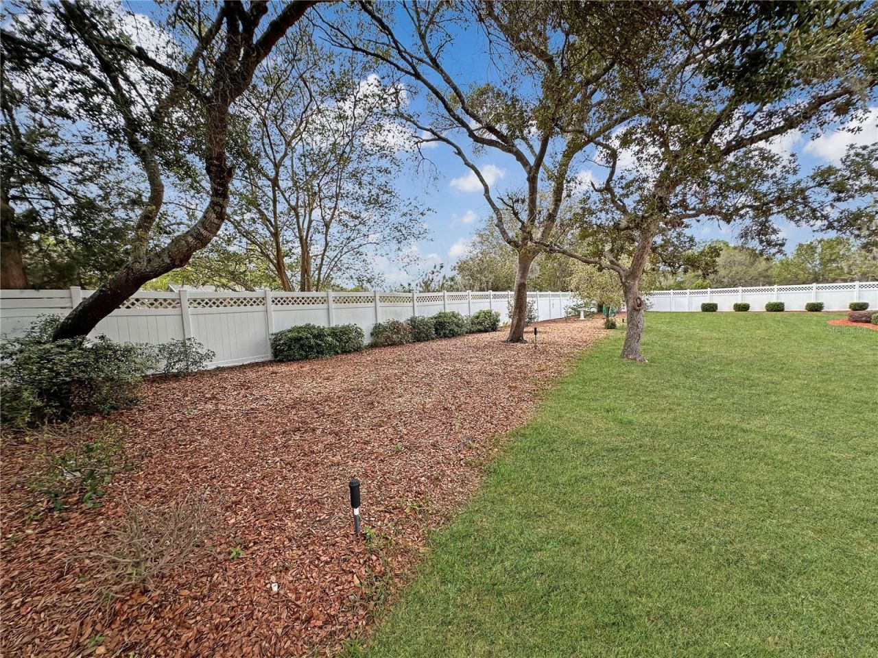 8262 Delaware Drive , Weeki Wachee, FL 34607 Photo