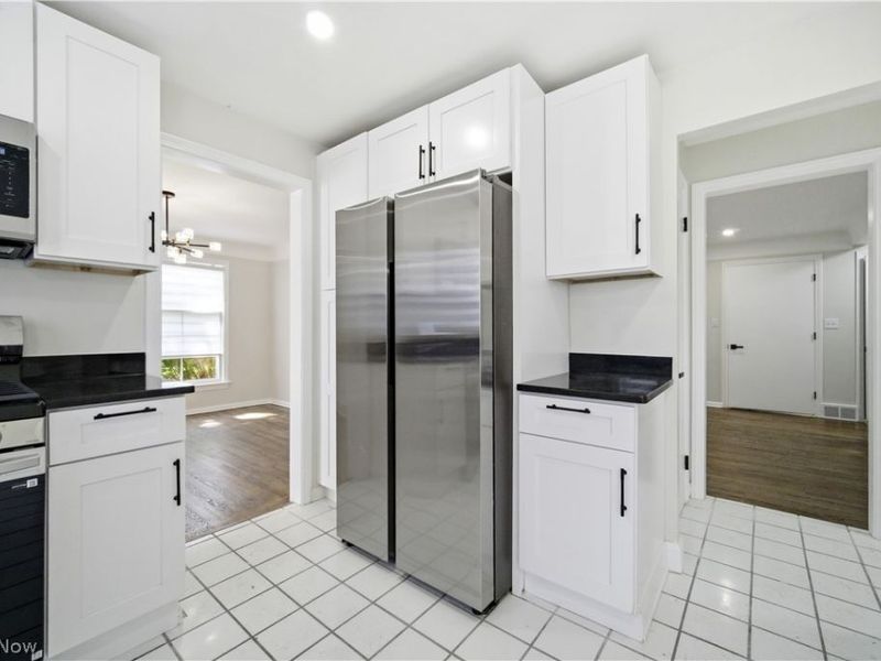 4037 Washington Boulevard, University Heights, OH 44118 Photo 13