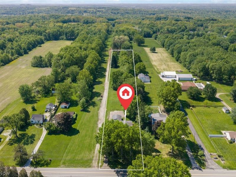 568 W Nimisila Road , Akron, OH 44319 Photo 2