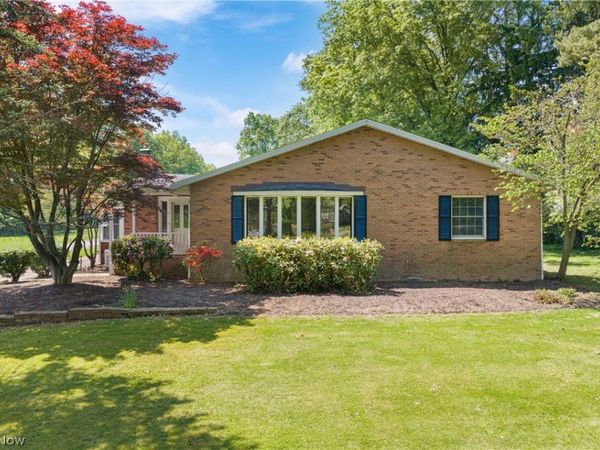 568 W Nimisila Road , Akron, OH 44319