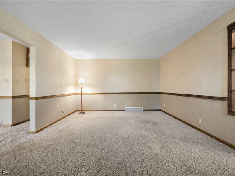 568 W Nimisila Road , Akron, OH 44319 Photo 41