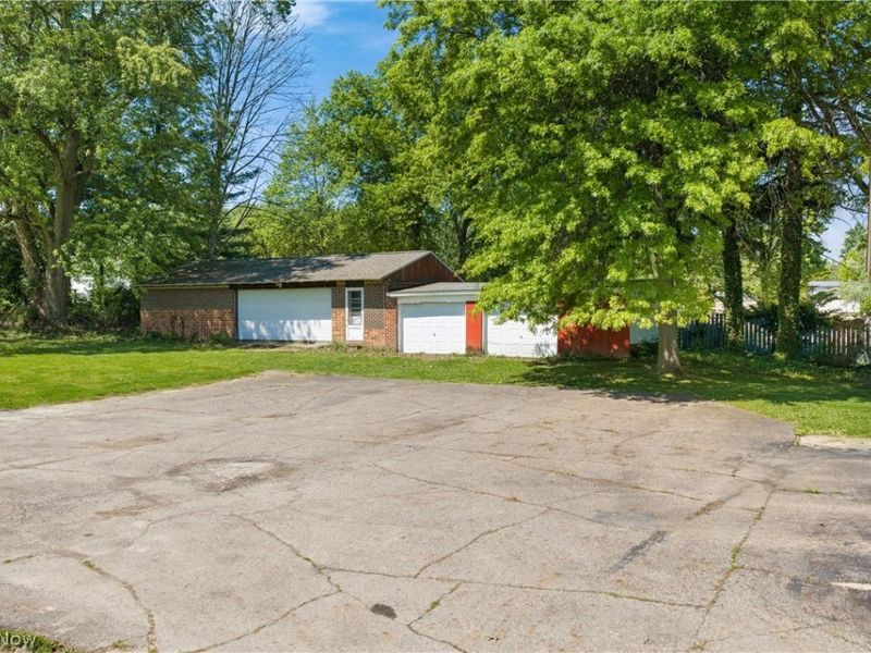 568 W Nimisila Road , Akron, OH 44319 Photo 48