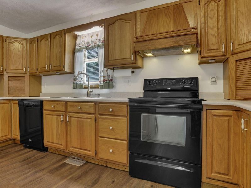 13423 Cedar Road NE, Thornville, OH 43076 Photo 23