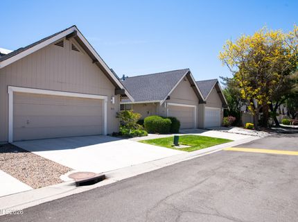 989 Aspen Grove Circle, Minden, NV 89423 Photo