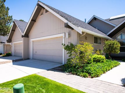 989 Aspen Grove Circle, Minden, NV 89423 Photo