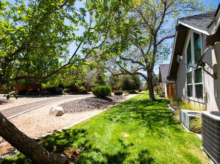 989 Aspen Grove Circle, Minden, NV 89423 Photo