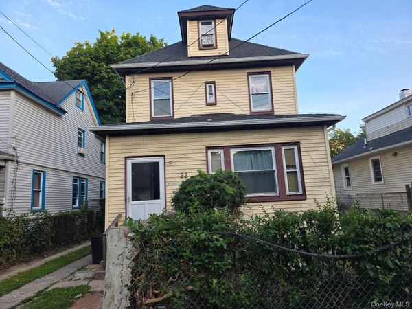 22 Webb Avenue , Hempstead, NY 11550