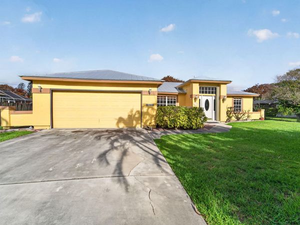 6956 NW Jorgensen Road, Port St. Lucie, FL 34983