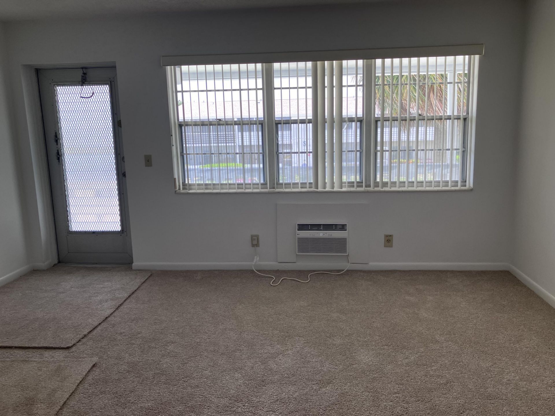 364 Northampton R, West Palm Beach, FL 33417 Photo