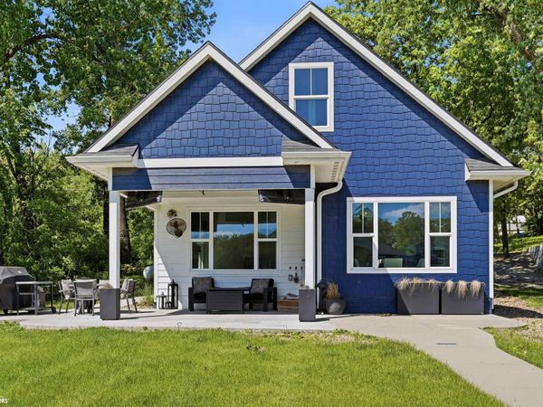 207 Woodland Road, Montezuma, IA 50171