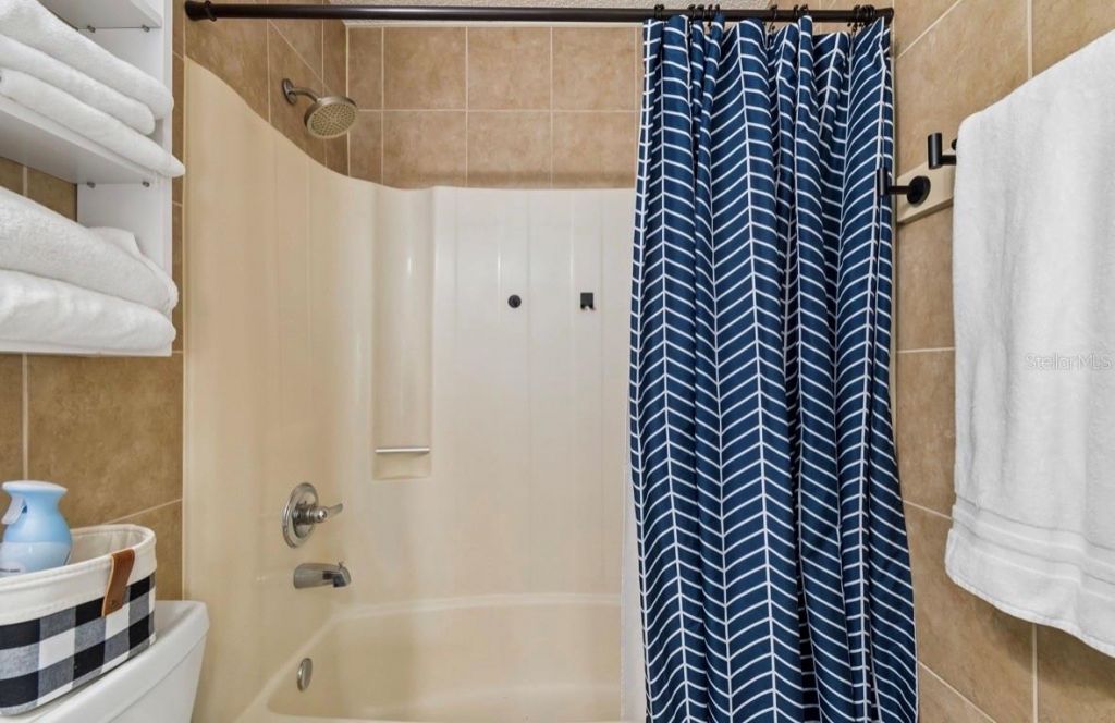 1812 Poinsettia Avenue, Tarpon Springs, FL 34689 Photo