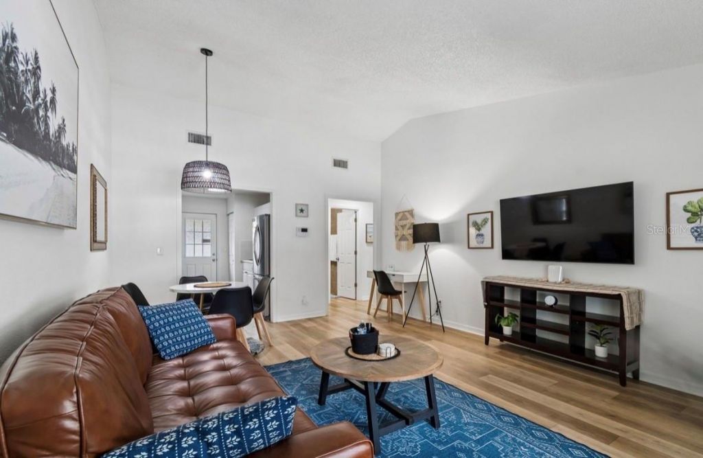 1812 Poinsettia Avenue, Tarpon Springs, FL 34689 Photo