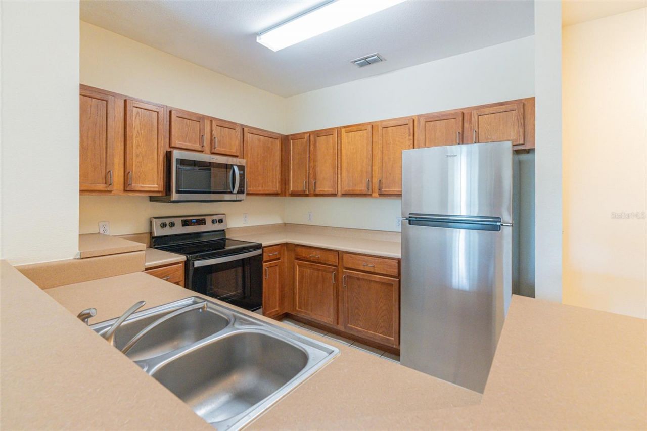 8112 Claire Ann Drive , Unit 208, Orlando, FL 32825 Photo