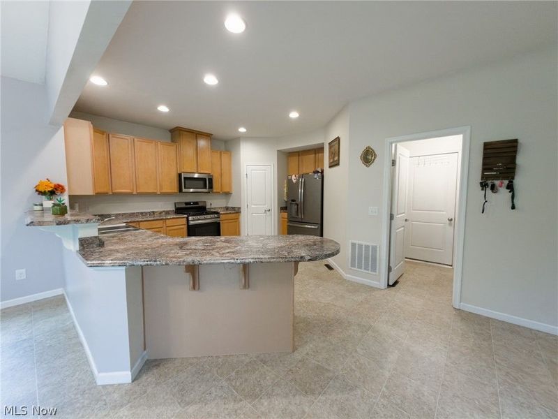 867 Starr Ridge Street SE, Massillon, OH 44646 Photo 12
