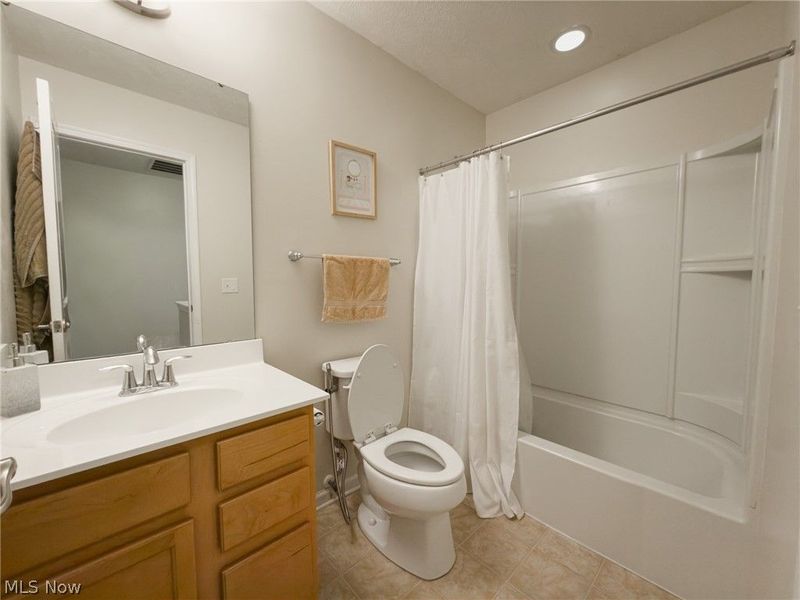 867 Starr Ridge Street SE, Massillon, OH 44646 Photo 23