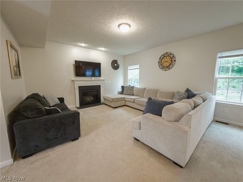 867 Starr Ridge Street SE, Massillon, OH 44646 Photo 7