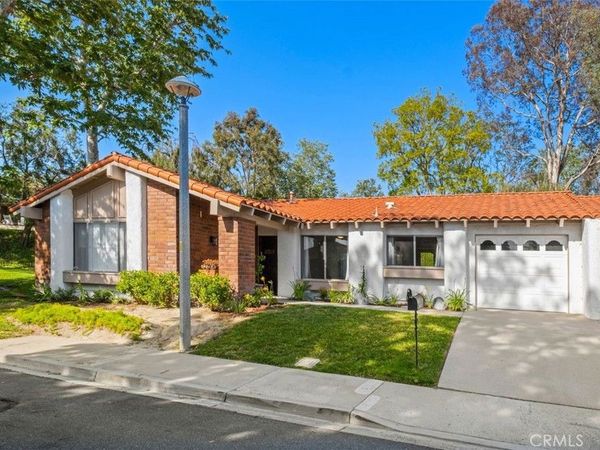 23892 Via Lugones, Mission Viejo, CA 92692