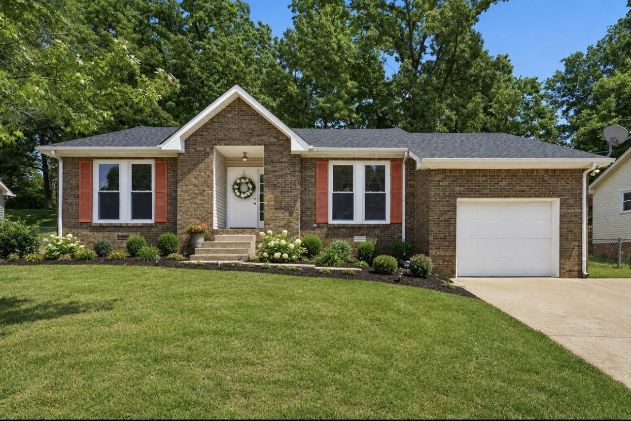 1217 Verkler Dr, Clarksville, TN 37042 Main Photo
