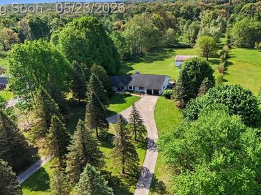 10306 Oakhill Road, Springfield Twp, MI 48442