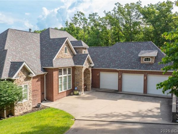 1883 Thunder Mountain Road , Camdenton, MO 65020