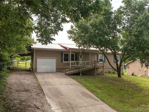 1041 Hazel Street , Warsaw, MO 65355
