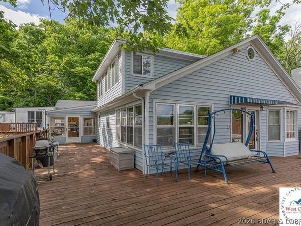 29703 Water's Edge Road, Lincoln, MO 65338