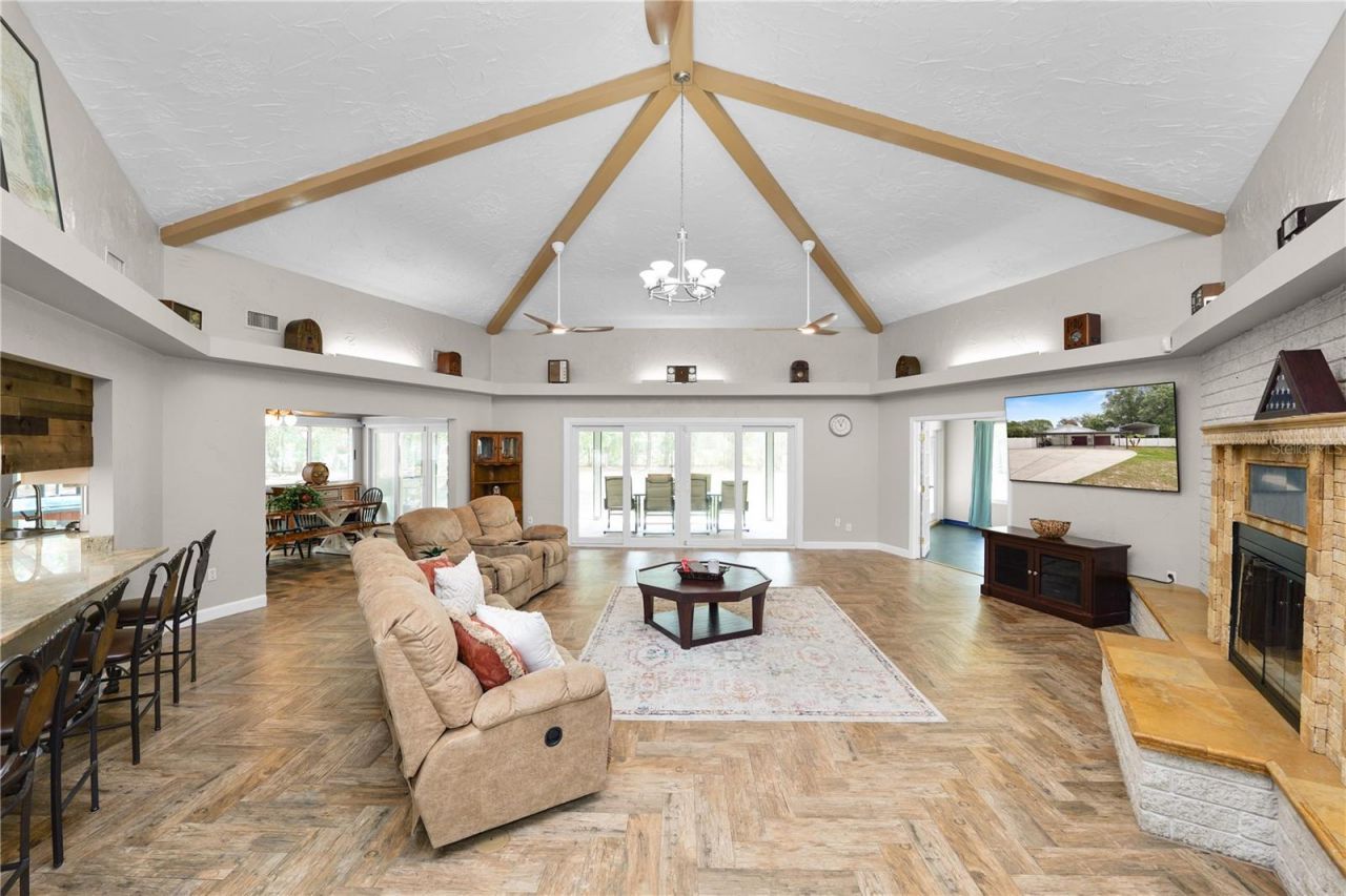 6230 Forestwood Drive W, Lakeland, FL 33811 Photo