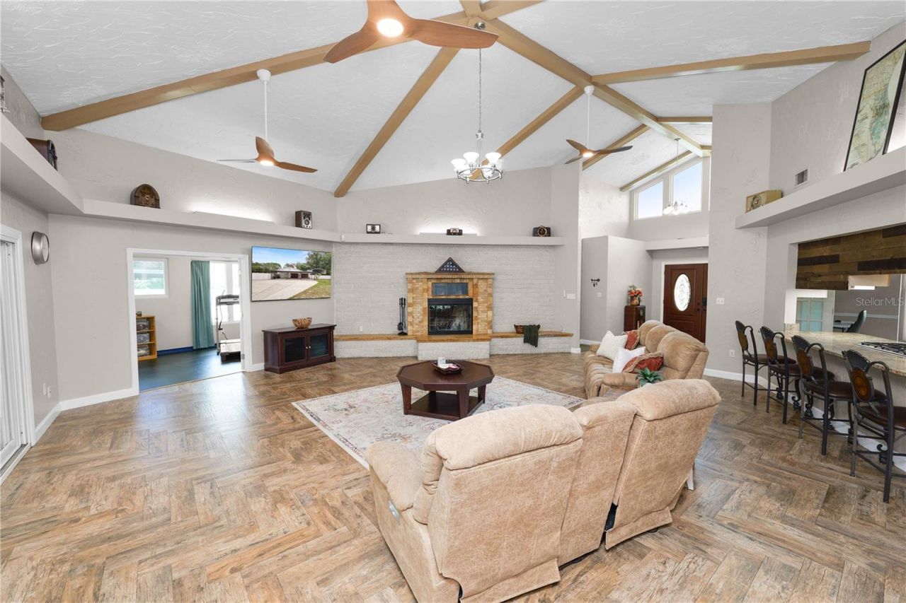 6230 Forestwood Drive W, Lakeland, FL 33811 Photo