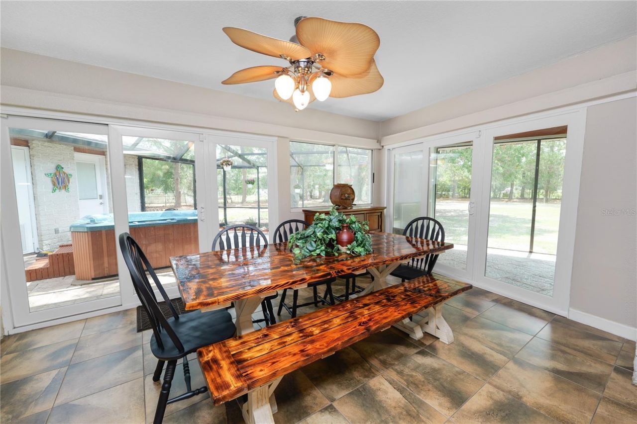 6230 Forestwood Drive W, Lakeland, FL 33811 Photo