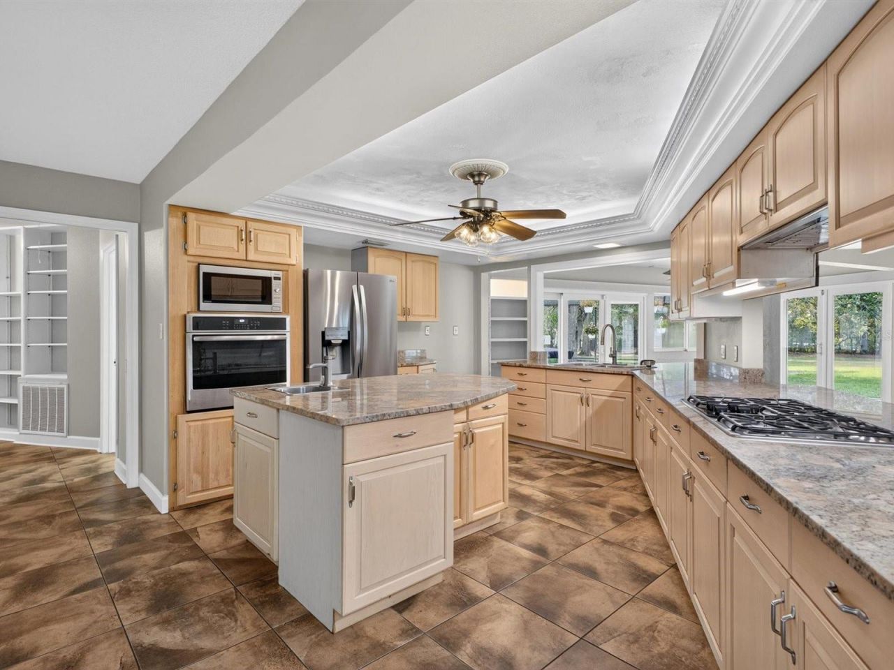 6230 Forestwood Drive W, Lakeland, FL 33811 Photo